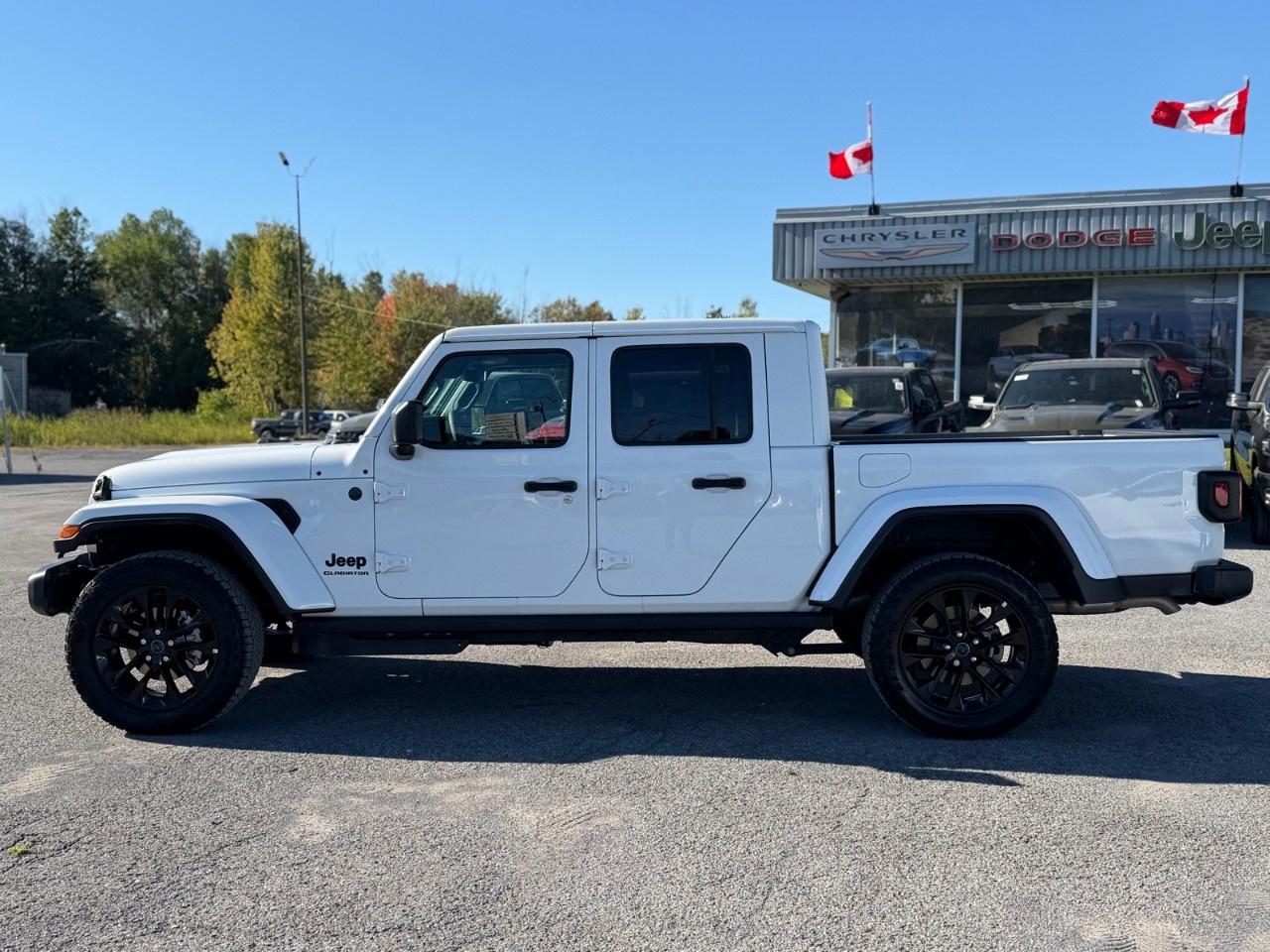 2026 Jeep Gladiator NightHawk 4x4 Photo1