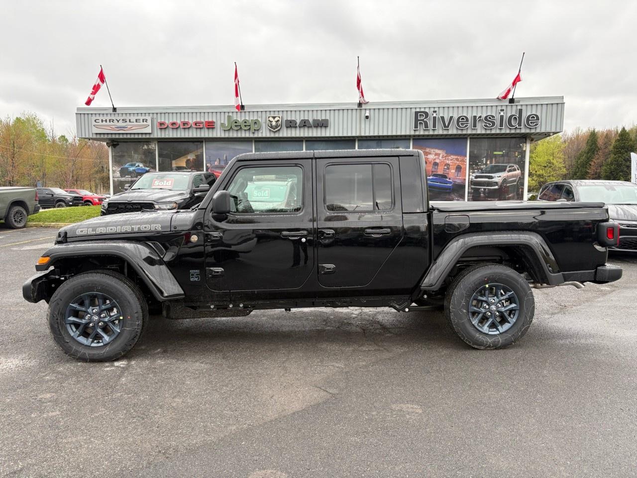 2026 Jeep Gladiator 85th Anniversary 4x4 Photo1