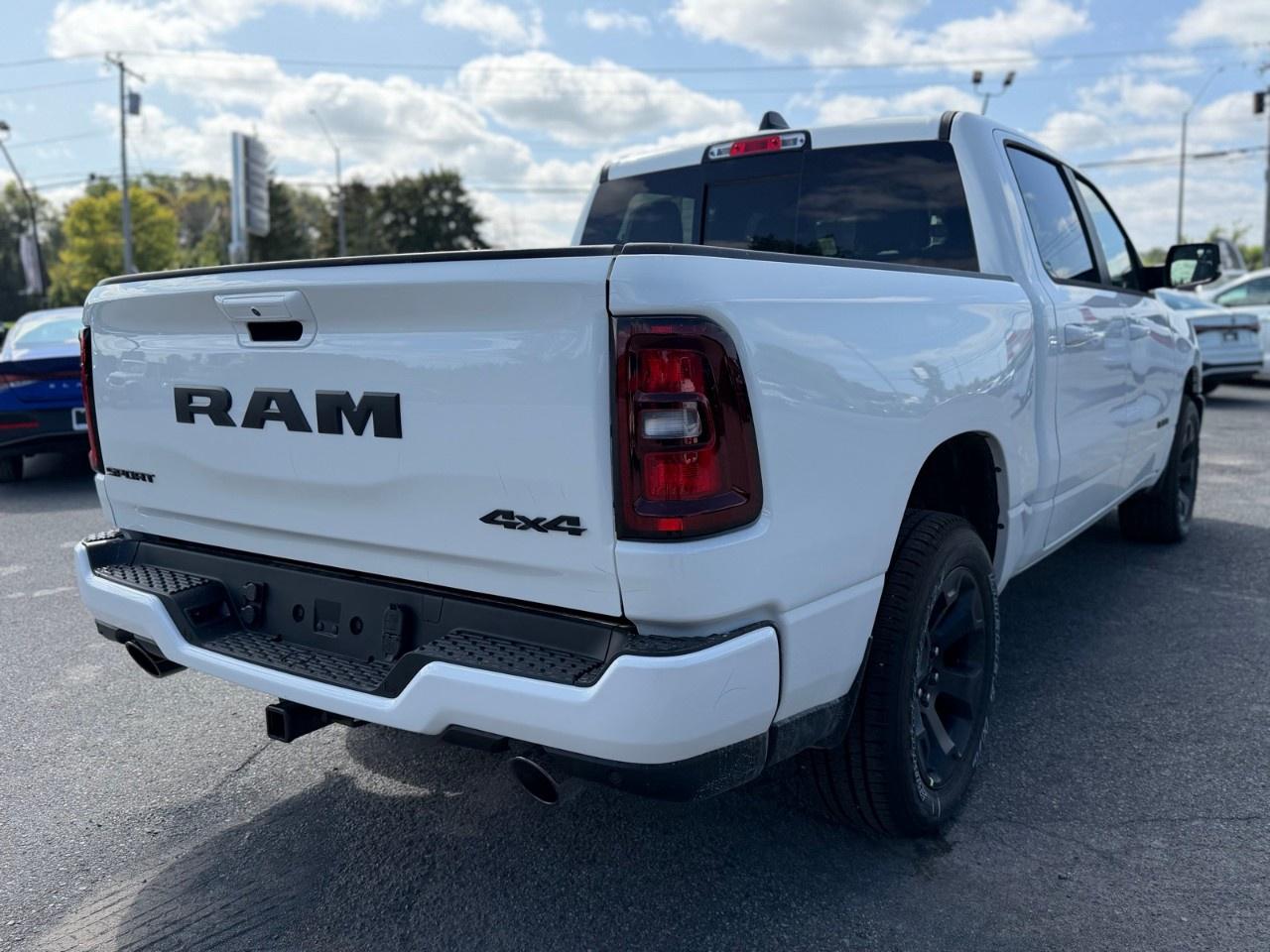 2026 RAM 1500 SPORT 4X4 CREW CAB 5'7" BOX Photo
