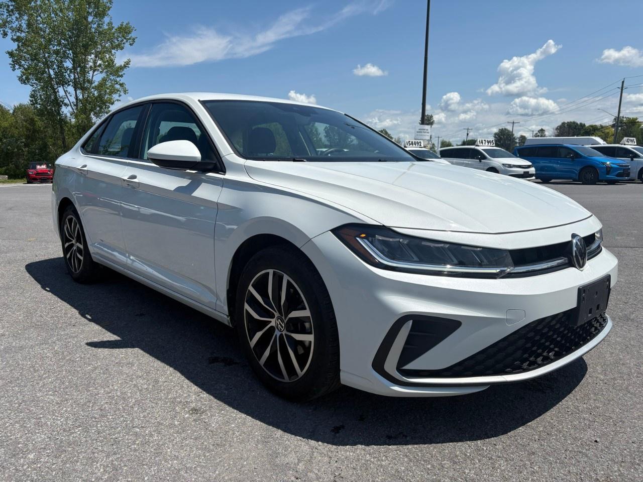 2025 Volkswagen Jetta Comfortline AUTO Photo