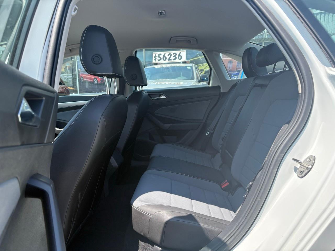 2025 Volkswagen Jetta Comfortline AUTO Photo
