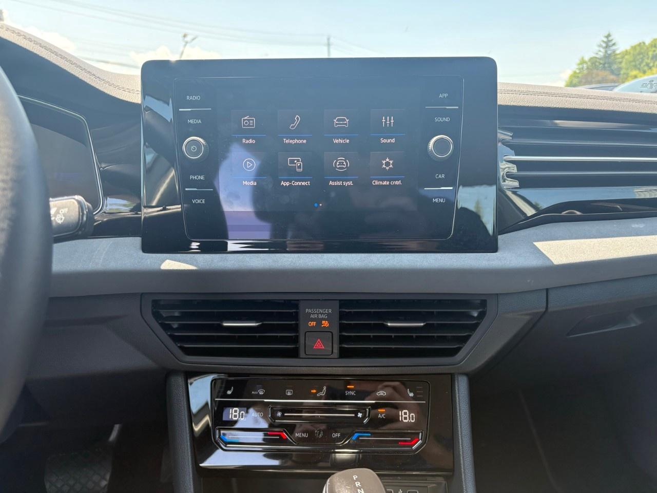 2025 Volkswagen Jetta Comfortline AUTO Photo