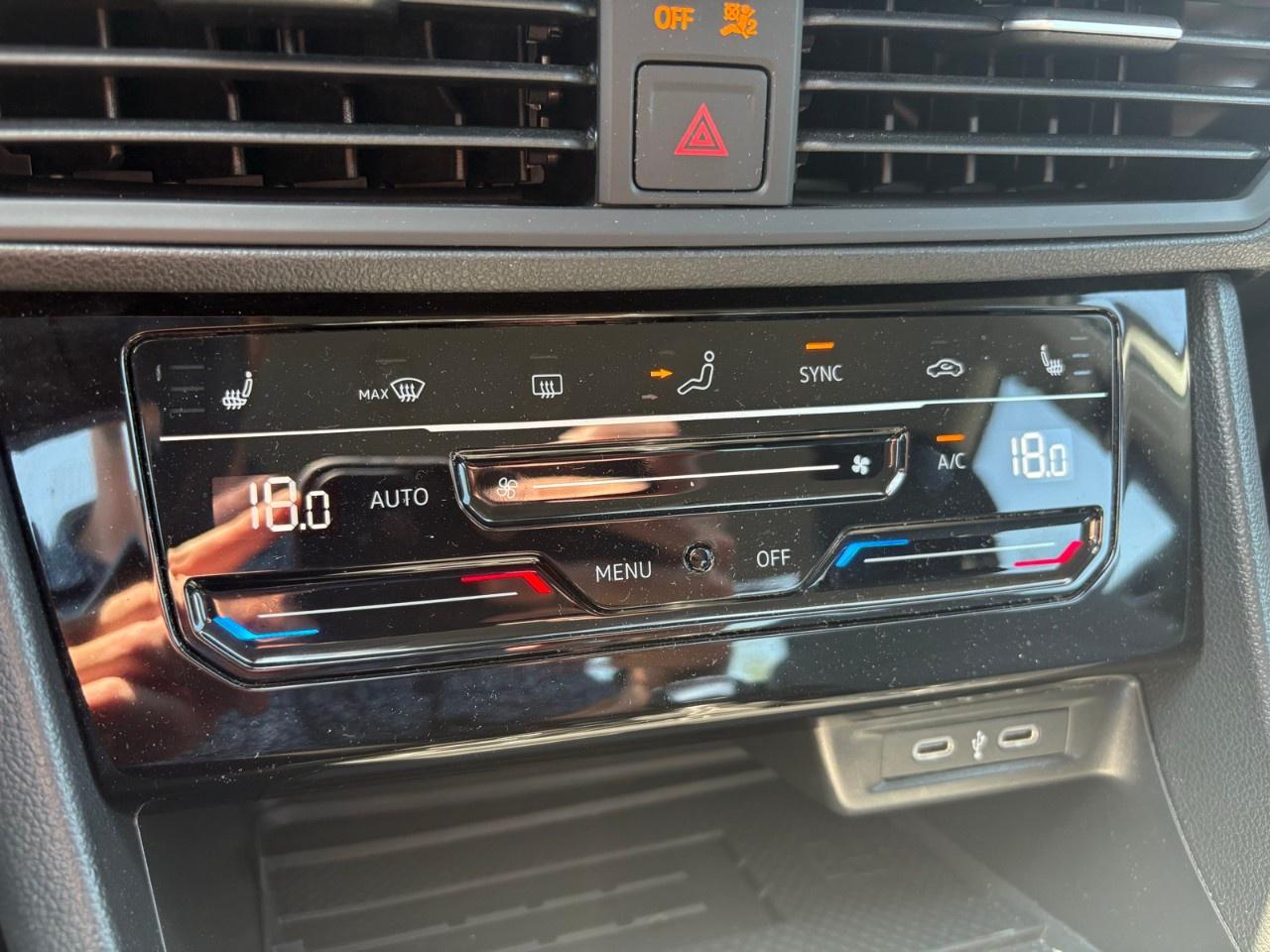 2025 Volkswagen Jetta Comfortline AUTO Photo
