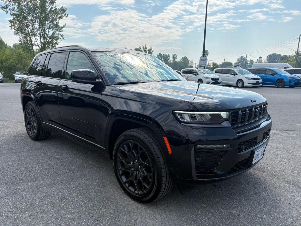 2026 Jeep Grand Cherokee Summit 4x4 Photo