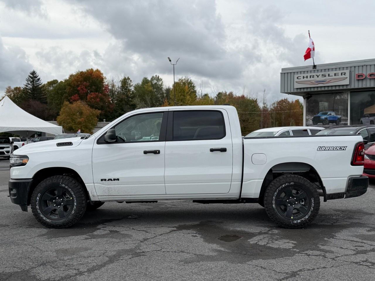 2027 RAM 1500 Warlock 4x4 Crew Cab 5'7" Box Photo5