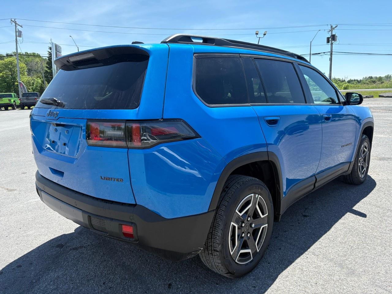 2026 Jeep Cherokee Limited 4X4 Photo