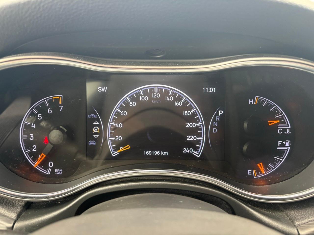 2021 Jeep Grand Cherokee LAREDO 4x4 Photo