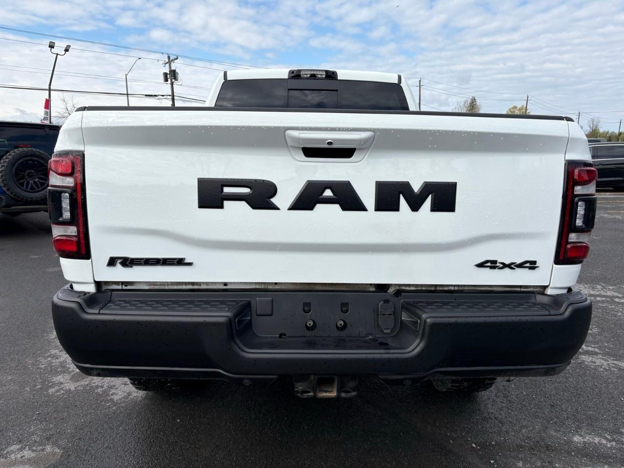 2024 RAM 2500 REBEL 4X4 CREW CAB 6'4" BOX Photo3