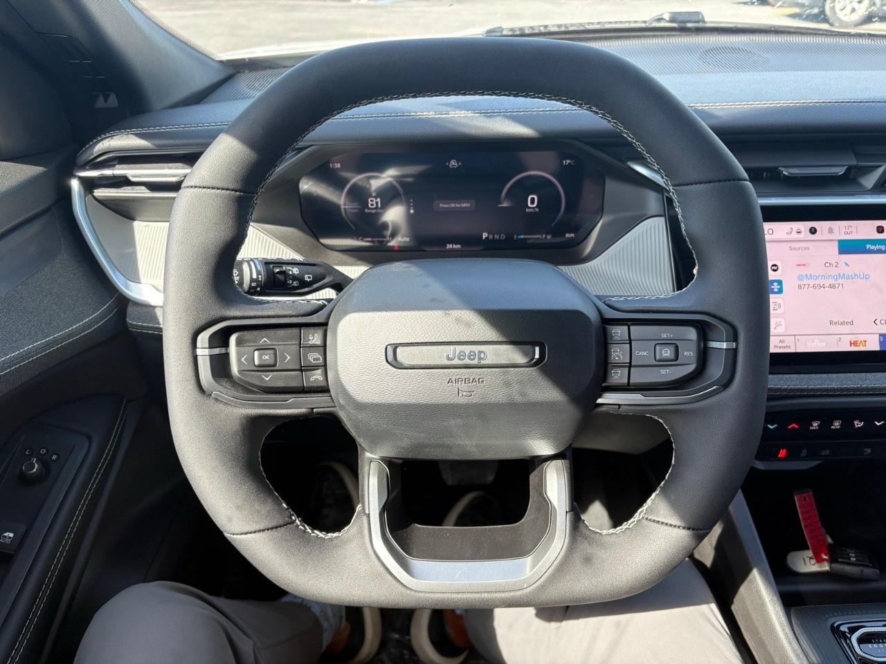 2026 Jeep Cherokee LAREDO 4x4 Photo