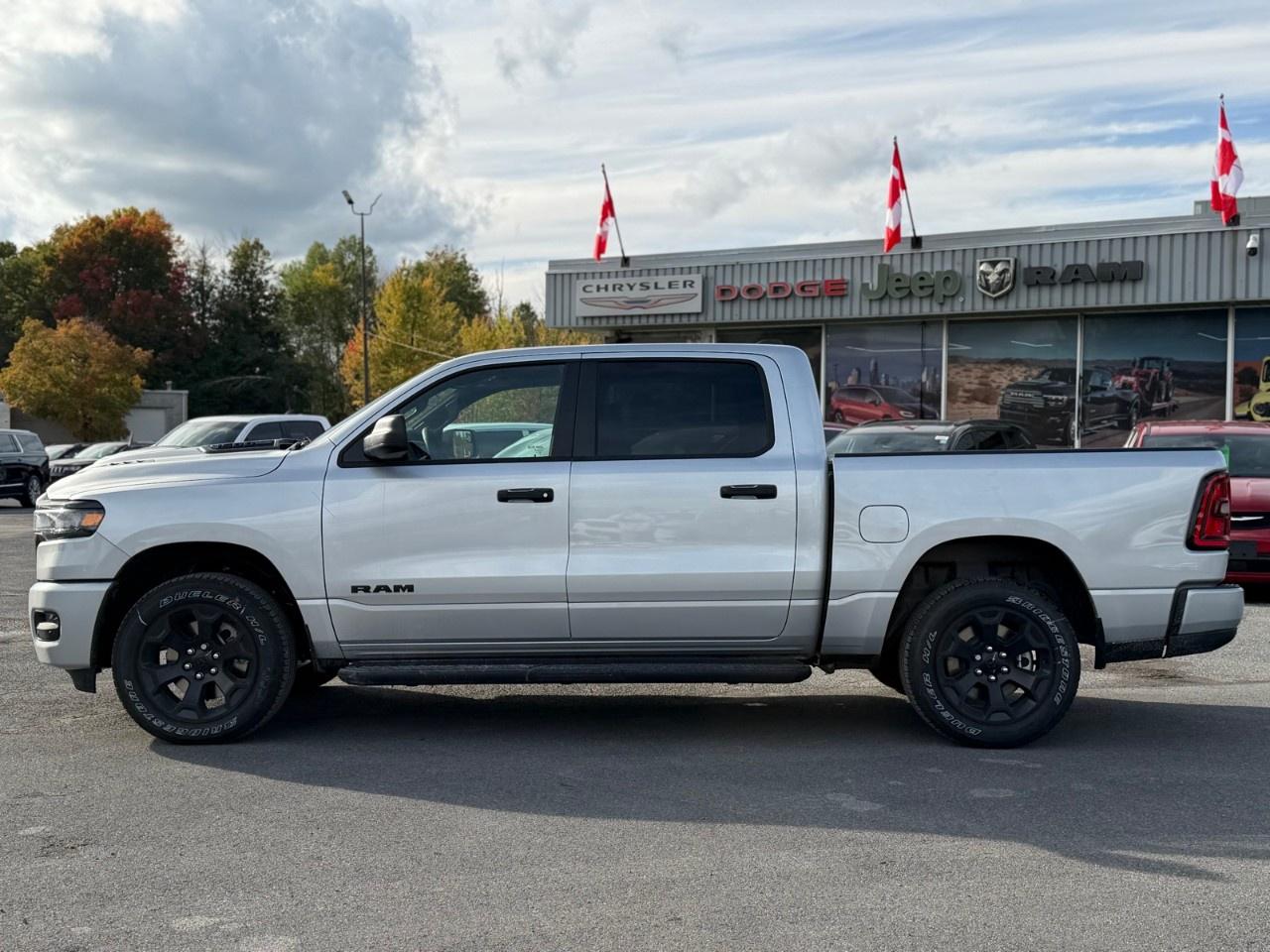 2027 RAM 1500 Express 4x4 Crew Cab 5'7" Box Photo1
