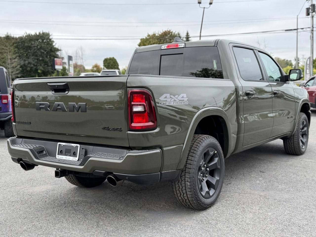 2027 RAM 1500 Big Horn 4x4 Crew Cab 5'7" Box Photo4