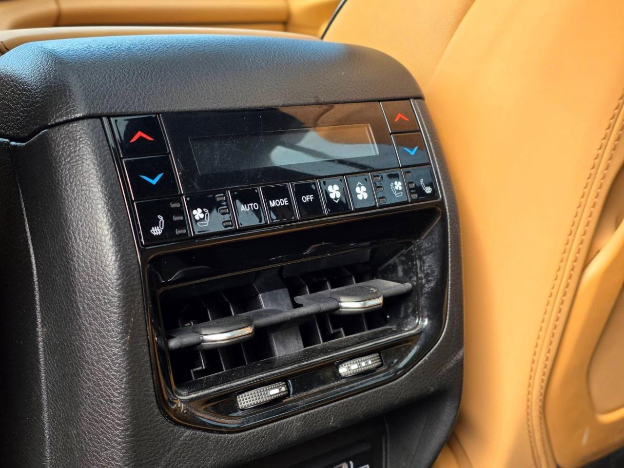2022 Jeep Grand Cherokee Summit Reserve 4x4 Photo