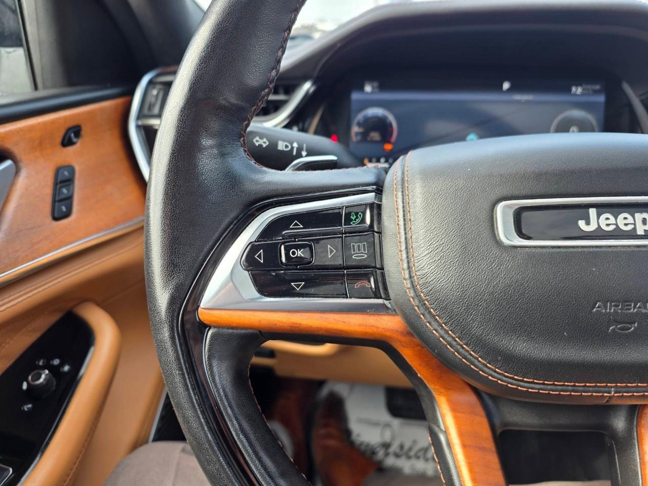 2022 Jeep Grand Cherokee Summit Reserve 4x4 Photo
