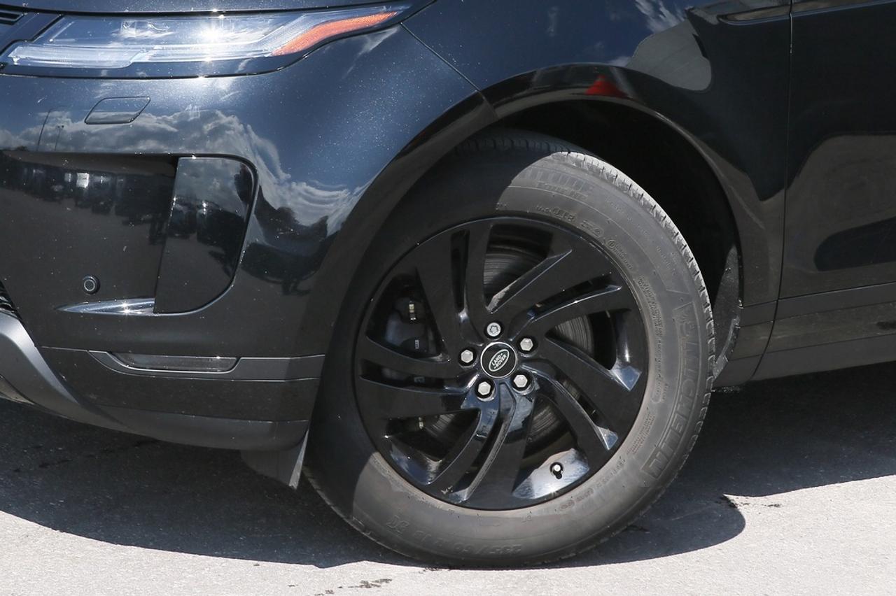 2024 Land Rover Range Rover Evoque S Photo