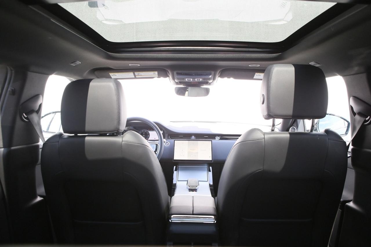 2024 Land Rover Range Rover Evoque S Photo