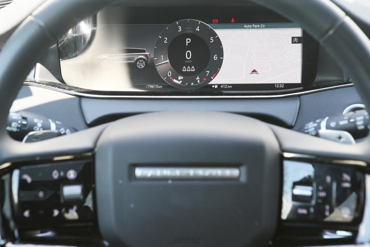 2024 Land Rover Range Rover Evoque S Photo