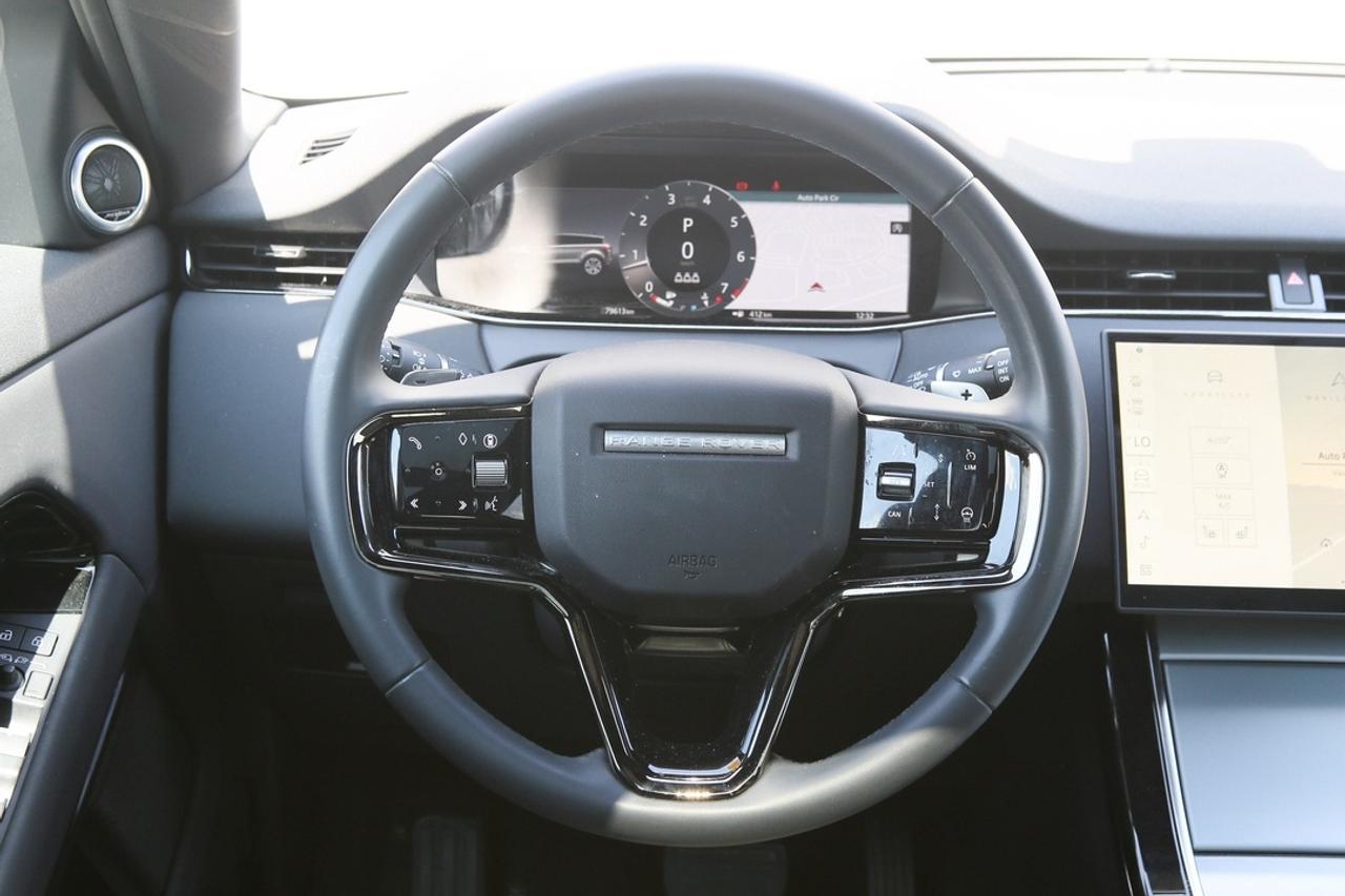 2024 Land Rover Range Rover Evoque S Photo