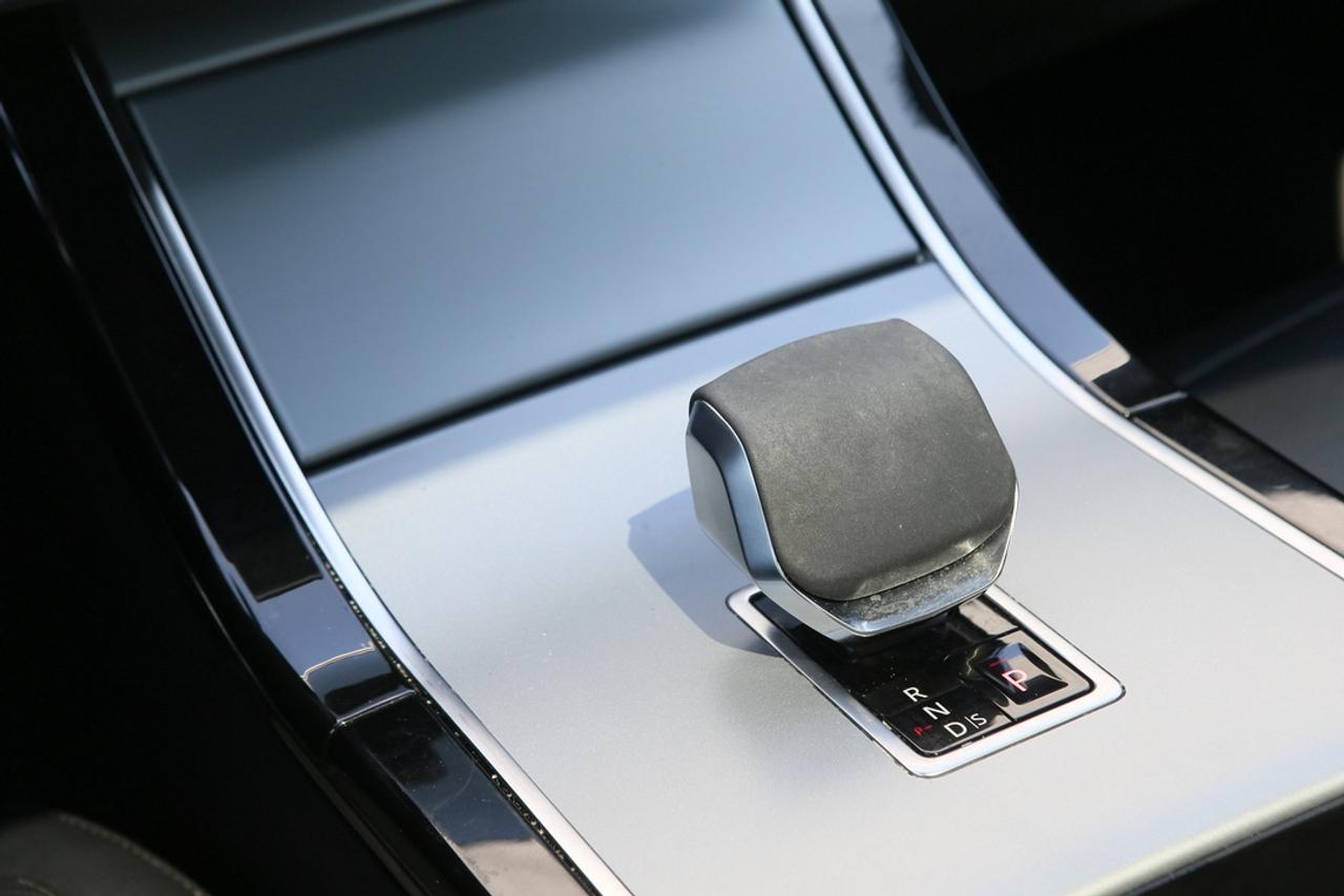 2024 Land Rover Range Rover Evoque S Photo