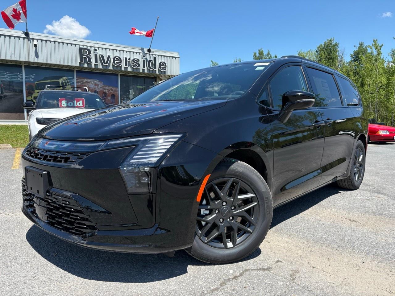 2027 Chrysler Pacifica Select FWD Photo