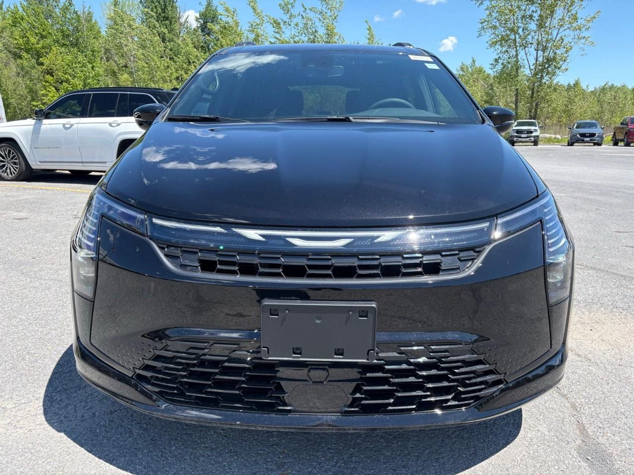2027 Chrysler Pacifica Select FWD Photo