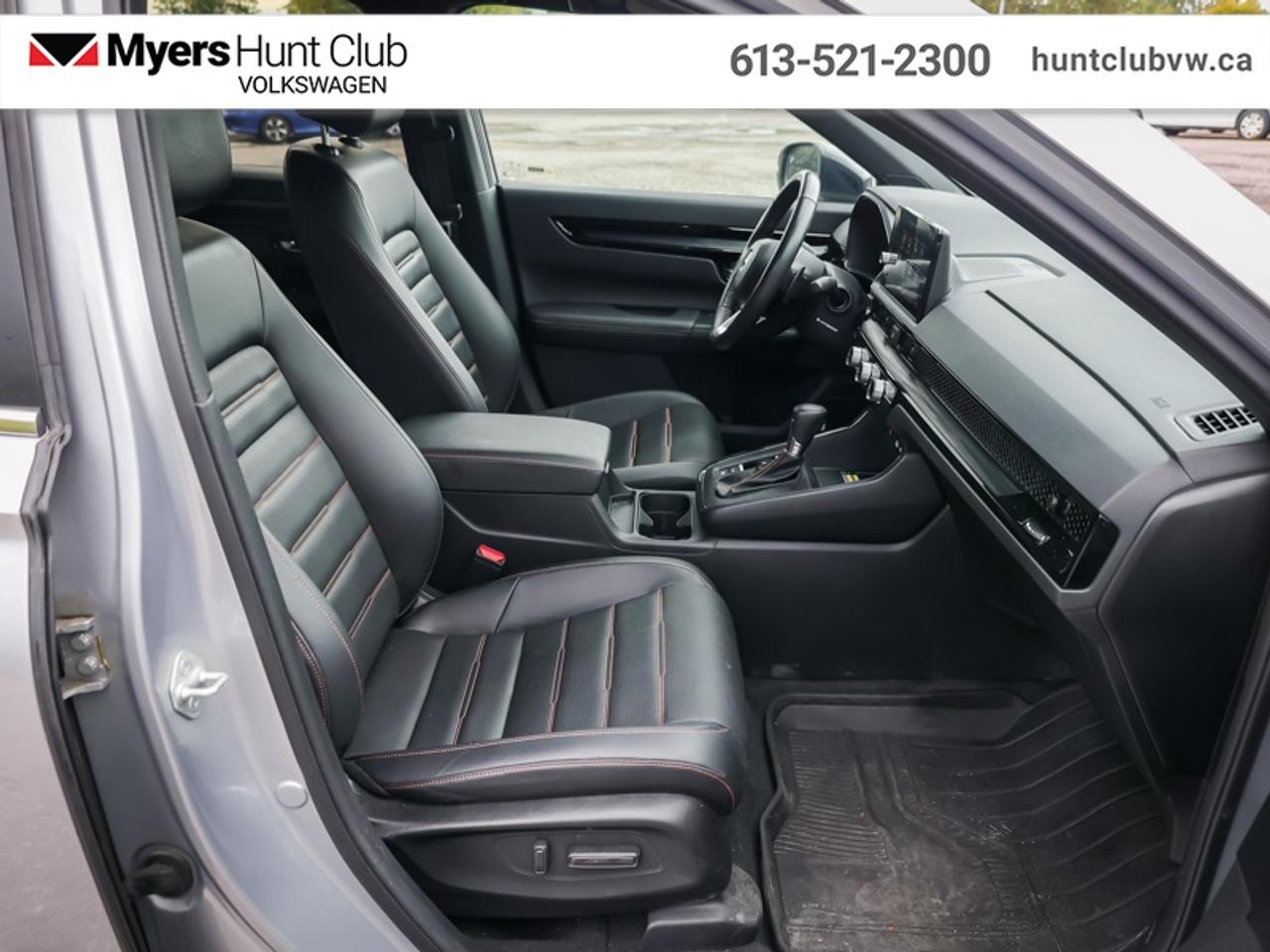 2023 Honda CR-V Hybrid Touring Photo