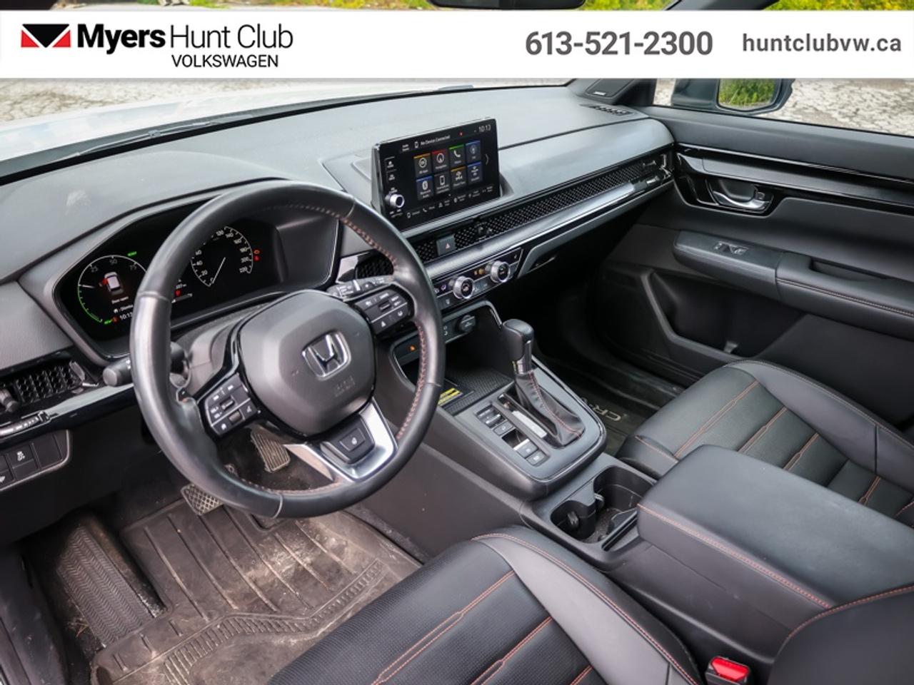 2023 Honda CR-V Hybrid Touring Photo