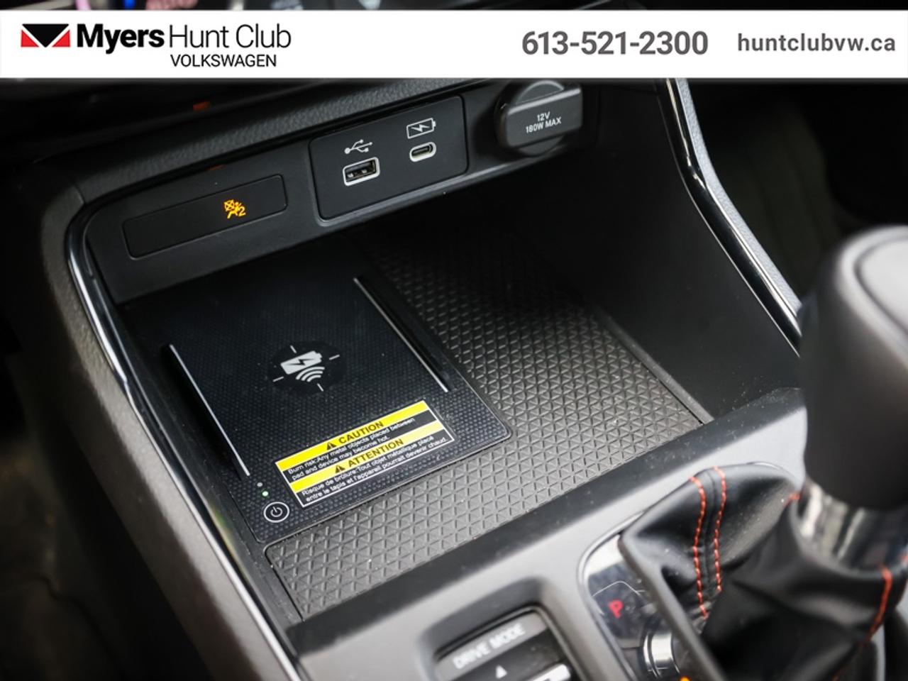 2023 Honda CR-V Hybrid Touring Photo