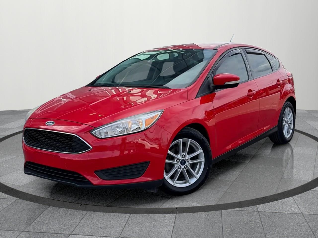 2017 Ford Focus SE 4dr Hatchback Photo