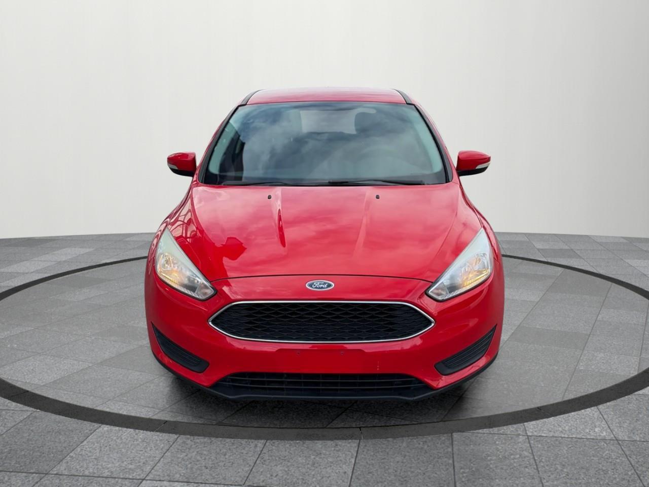 2017 Ford Focus SE 4dr Hatchback Photo