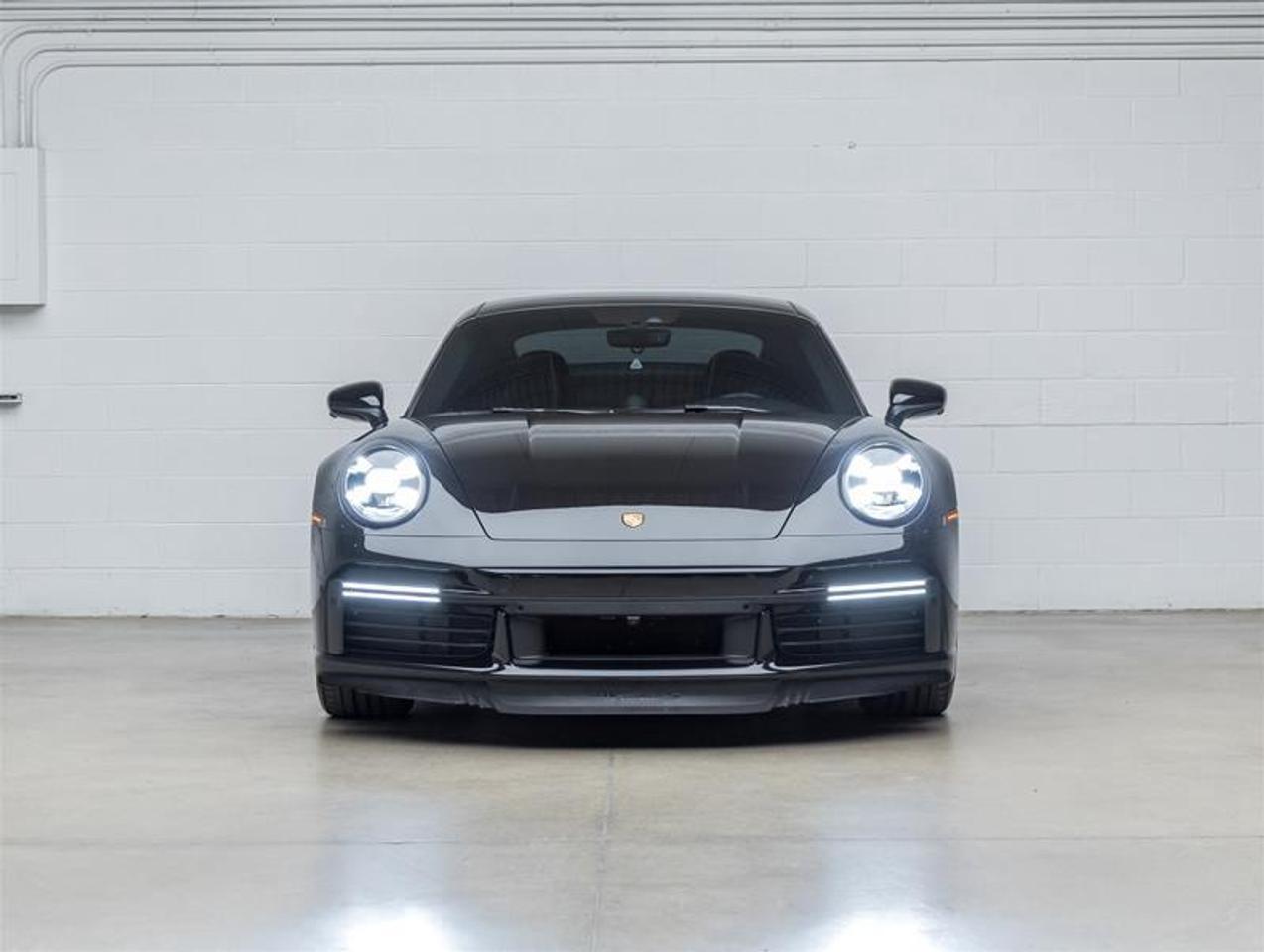2022 Porsche 911  Photo5