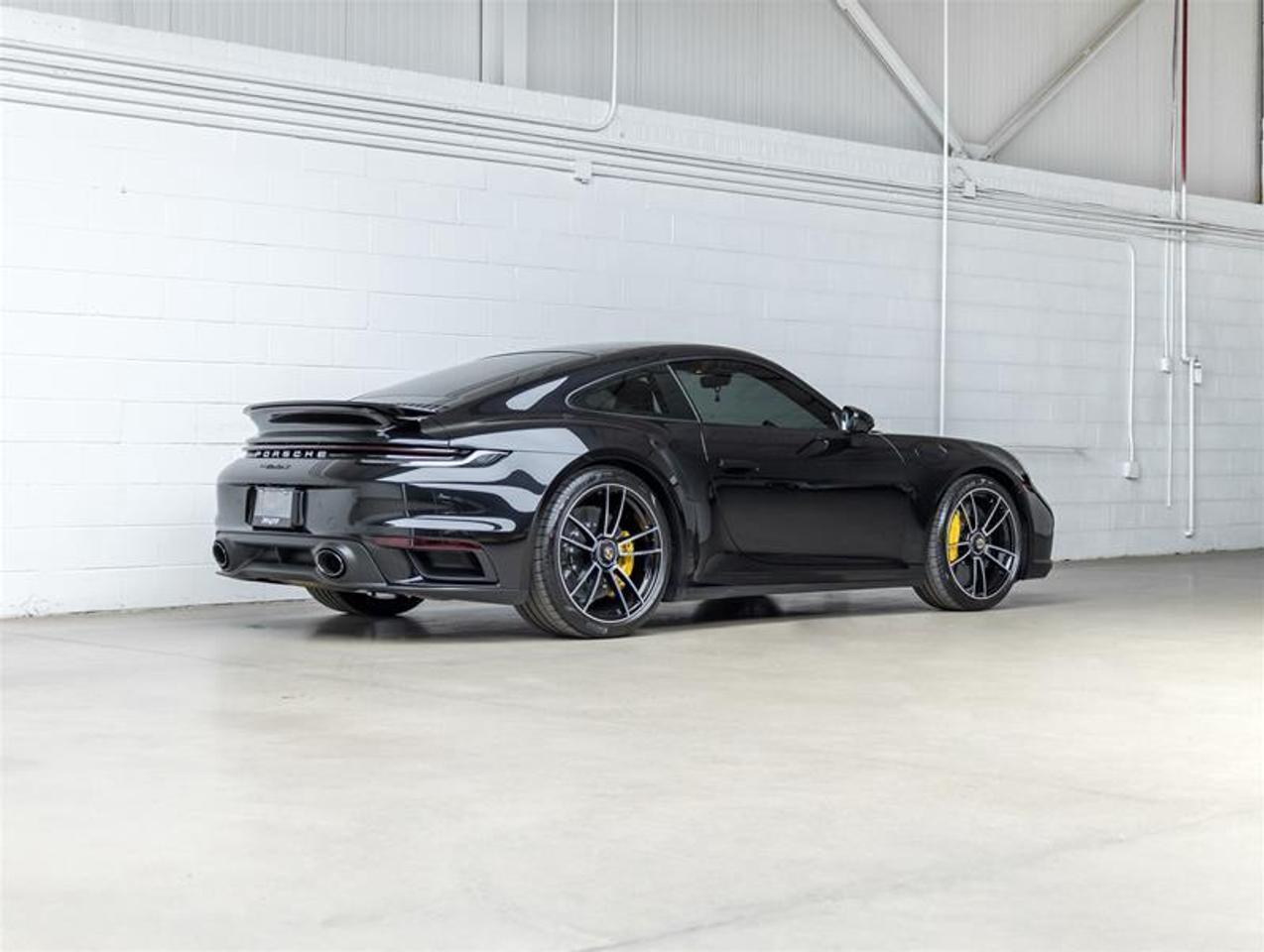 2022 Porsche 911  Photo