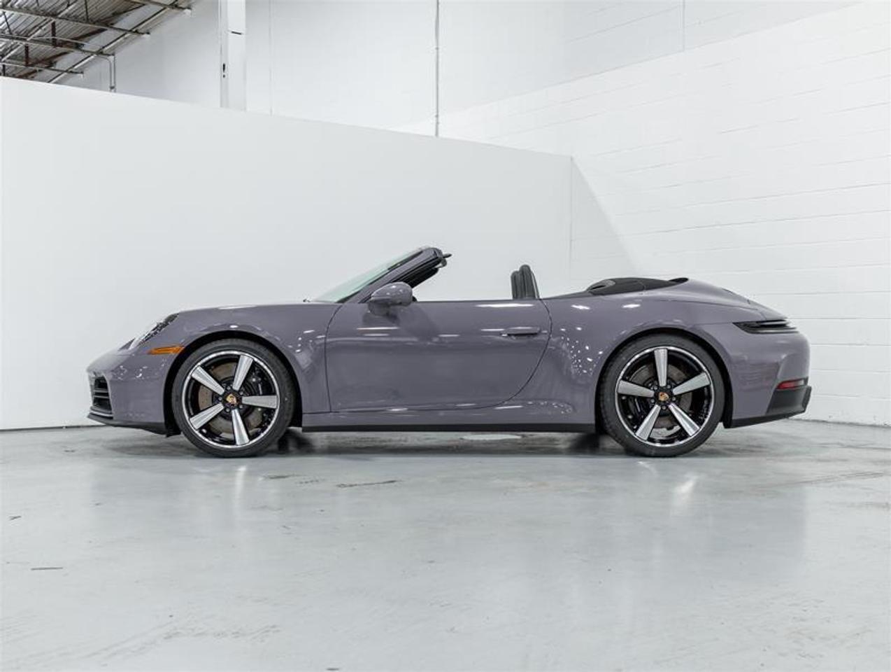 2026 Porsche 911  Photo3
