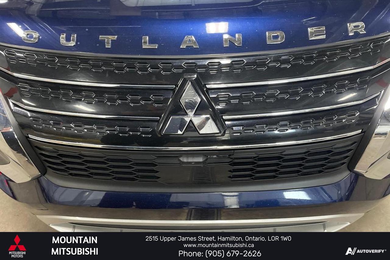 2023 Mitsubishi Outlander PHEV SEL S-AWC Photo