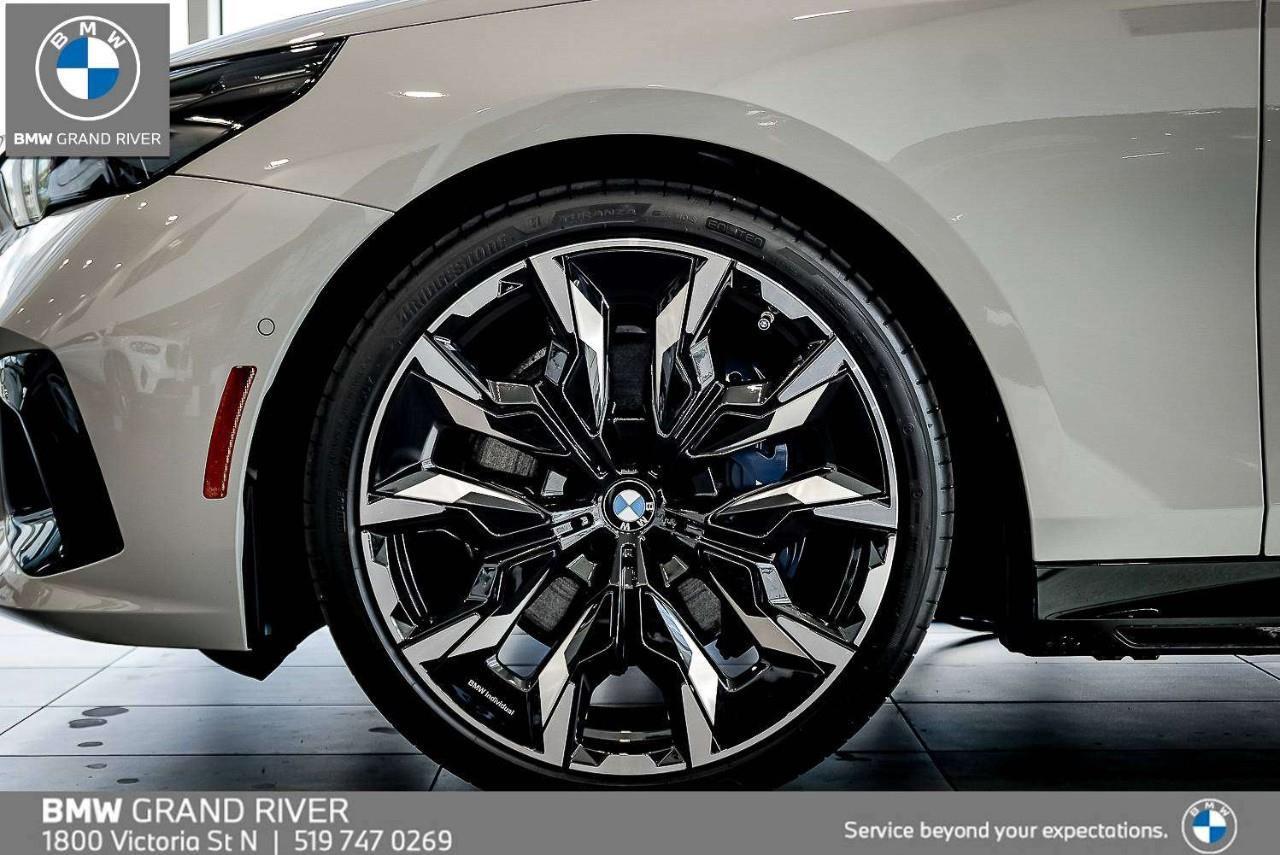 2026 BMW 540 i xDrive 4dr All-Wheel Drive Sedan Photo