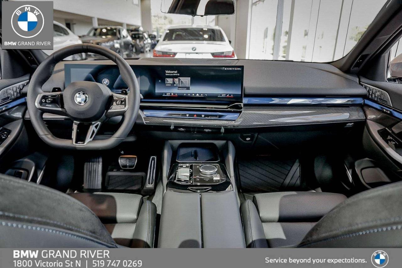 2026 BMW 540 i xDrive 4dr All-Wheel Drive Sedan Photo