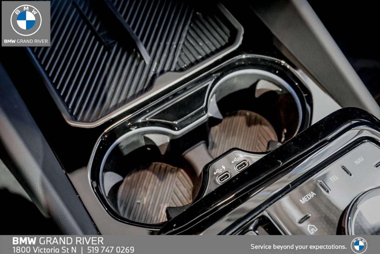 2026 BMW 540 i xDrive 4dr All-Wheel Drive Sedan Photo