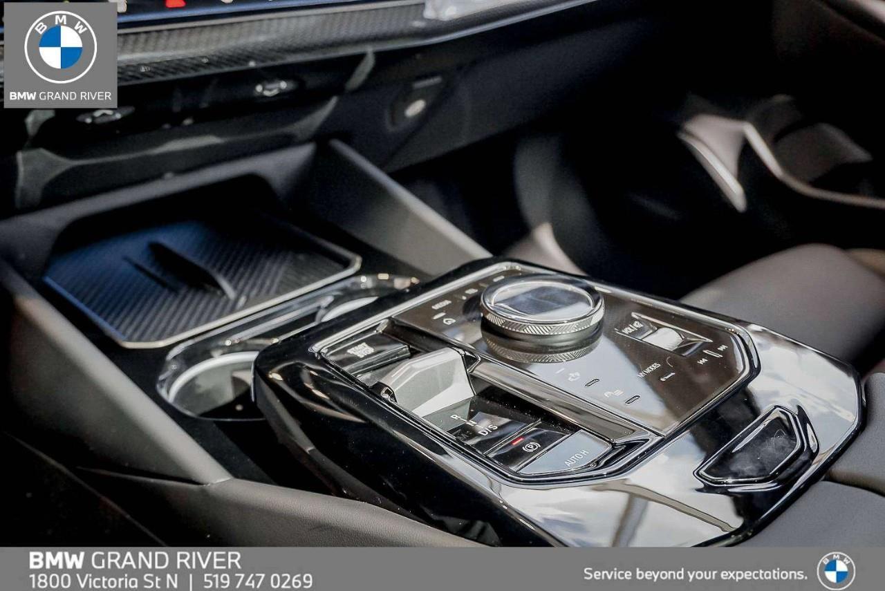2026 BMW 540 i xDrive 4dr All-Wheel Drive Sedan Photo