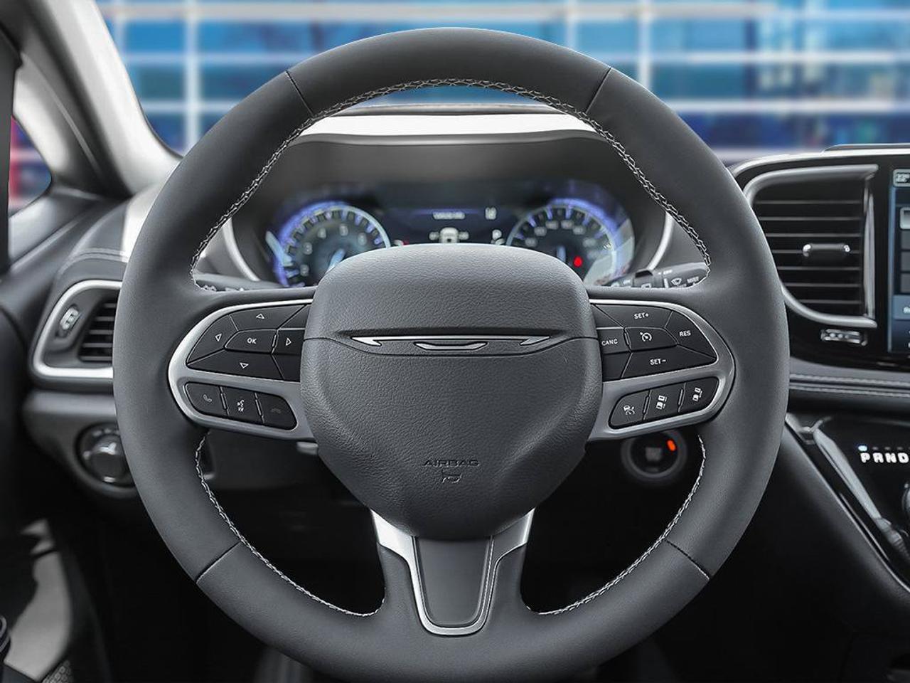 2027 Chrysler Pacifica Select | V6 | Leather Seats |Remote start | Photo