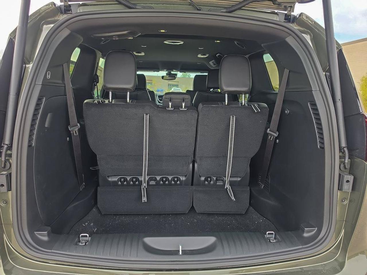 2027 Chrysler Pacifica Select | V6 | Leather Seats |Remote start | Photo
