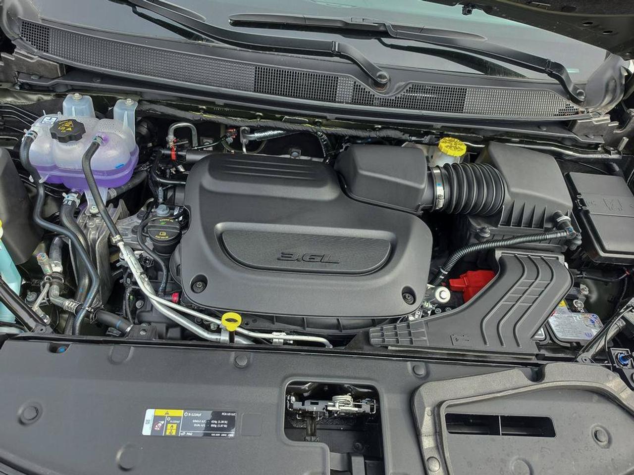 2027 Chrysler Pacifica Select | V6 | Leather Seats |Remote start | Photo