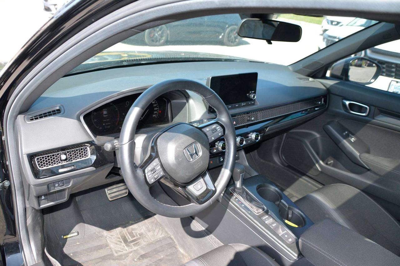 2025 Honda Civic Sport Photo