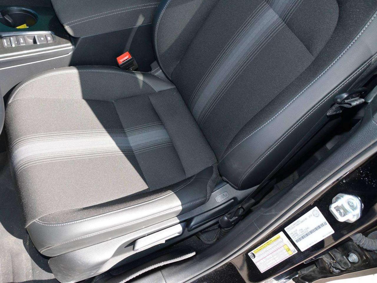 2025 Honda Civic Sport Photo