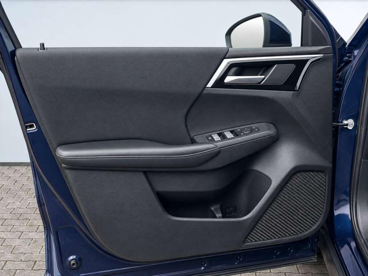2024 Mitsubishi Outlander SE S-AWC   7-Passenger   Adaptive Cruise   Lane Keep Assist   Blind Spot Assist Photo