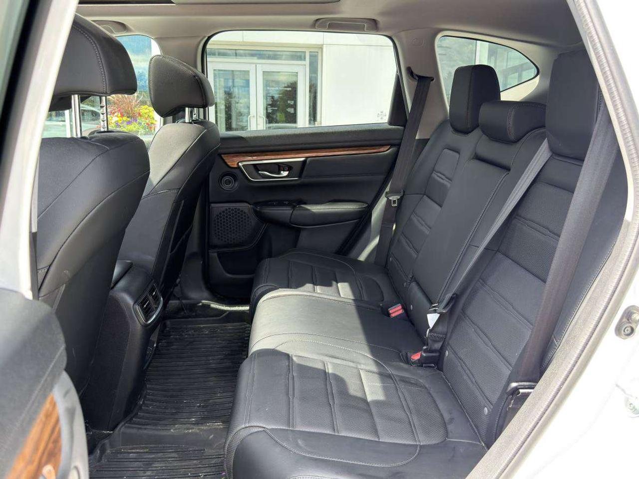 2022 Honda CR-V Touring AWD Photo
