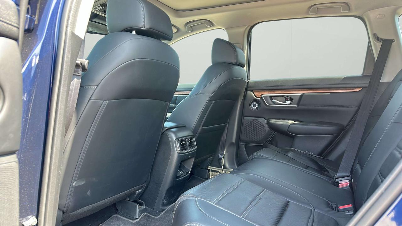 2022 Honda CR-V Touring Photo