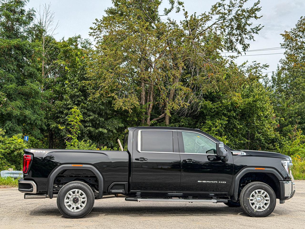 2026 GMC SIERRA 2500HD SLE Photo2