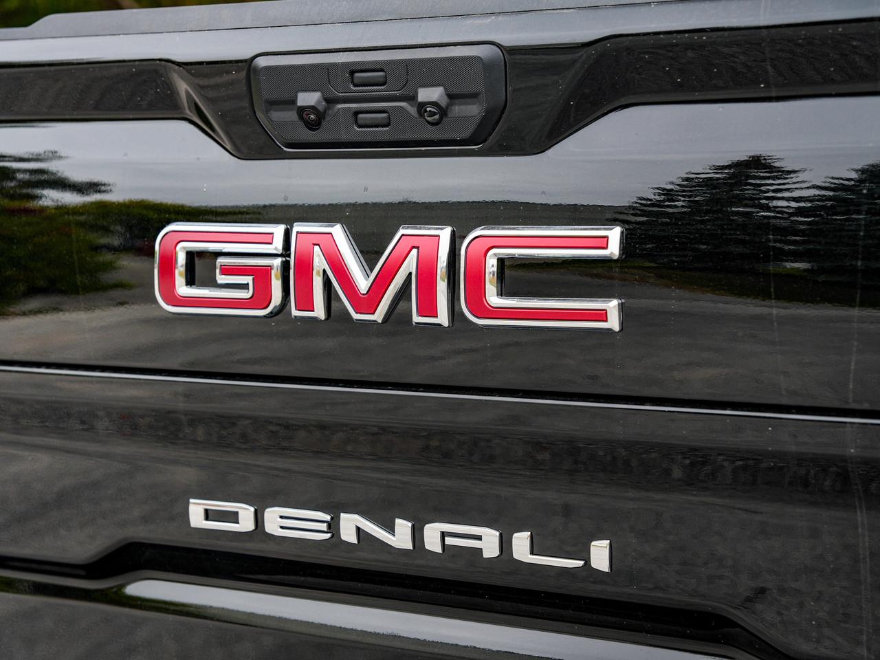 2026 GMC Sierra 1500 Denali Photo