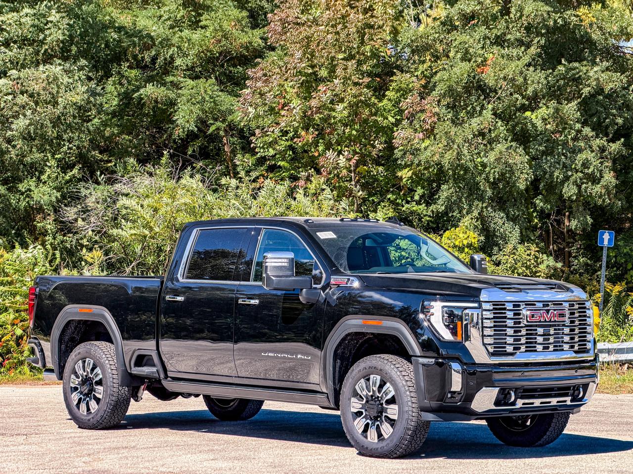 2026 GMC SIERRA 2500HD DENALI Photo