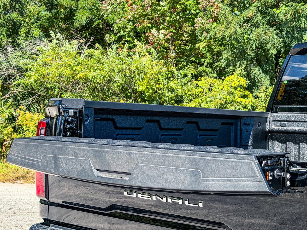 2026 GMC SIERRA 2500HD DENALI Photo