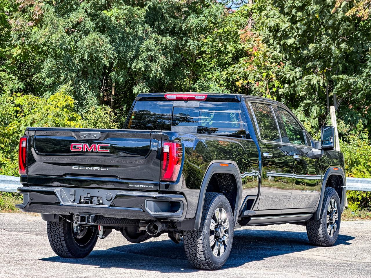 2026 GMC SIERRA 2500HD DENALI Photo